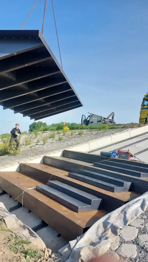 10ce9591-0303-408f-bdf0-02087523679c