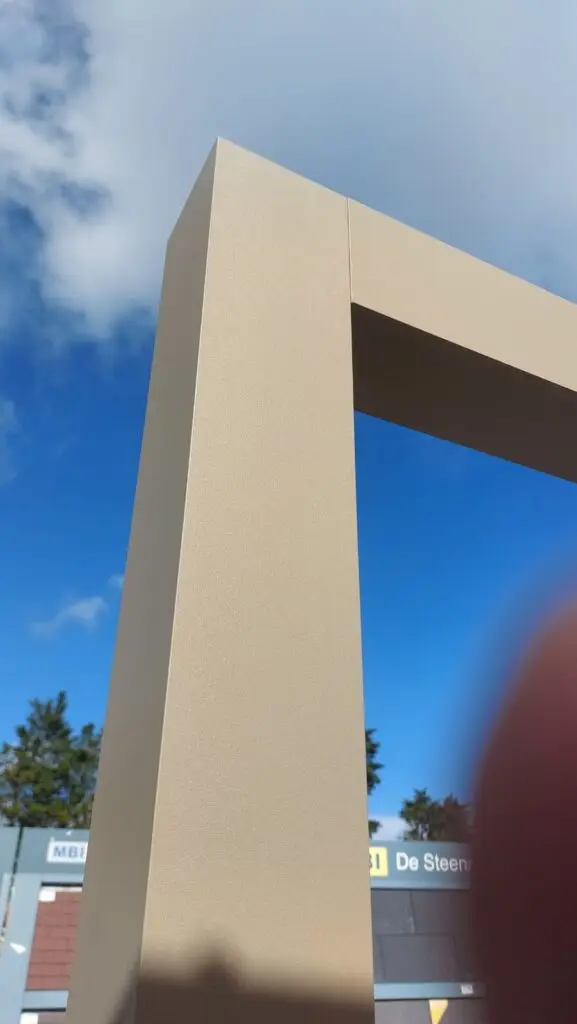 252351ff-90e3-4edd-82f0-68340529e465